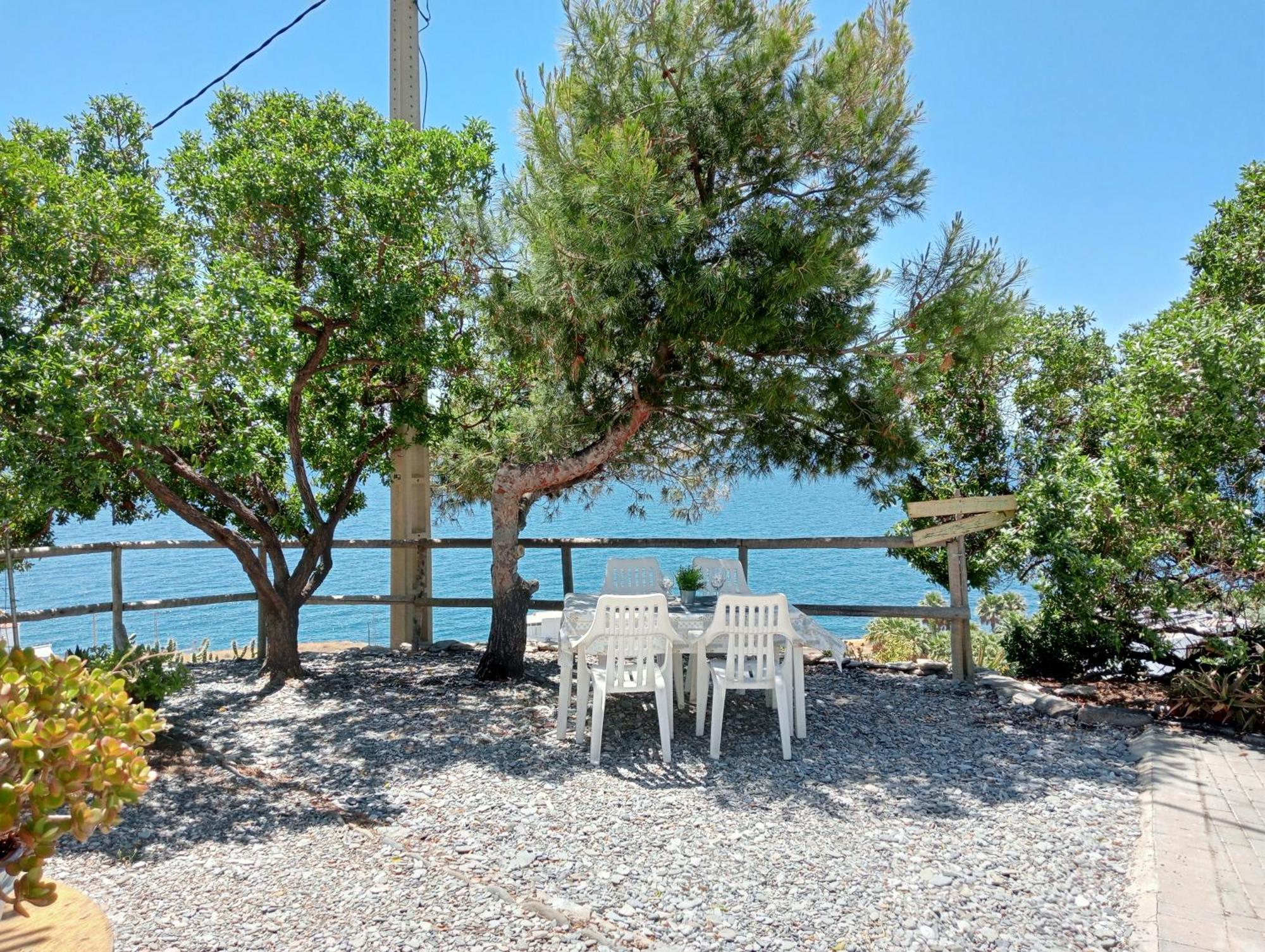 Vistas Al Mar Villa Adra Eksteriør billede